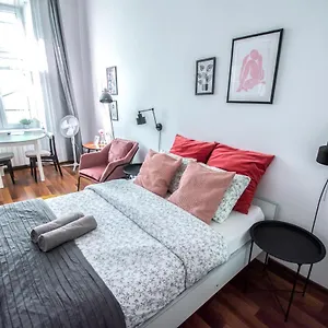 Lion - Laba Apartment